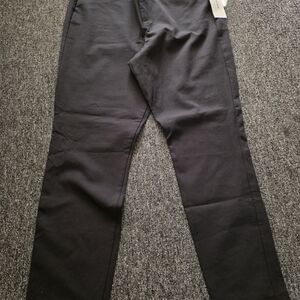 Old Navy Black High Rise Pixie Pants